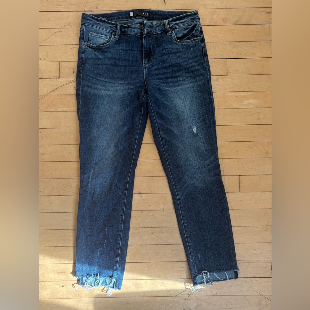 Kut From The Kloth “Reese Ankle Straight Leg” Jeans